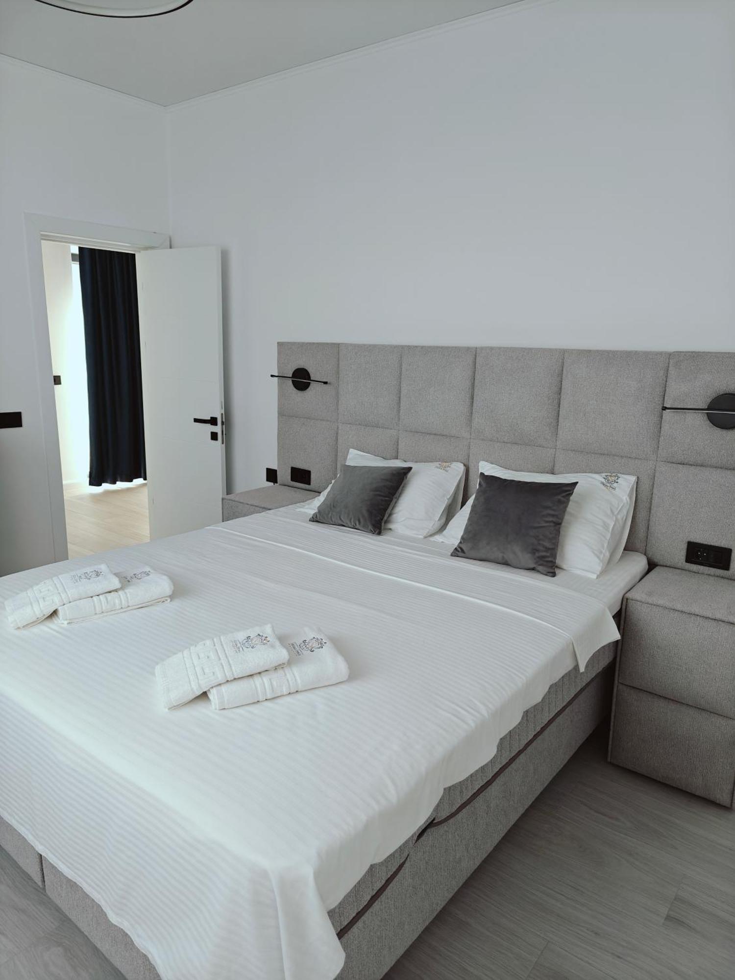 Mamaia Nord Vip Aparthotel Năvodari Eksteriør billede